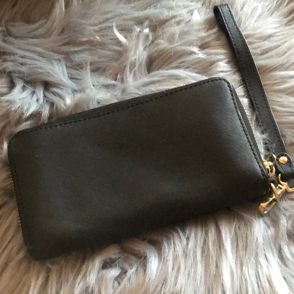 Michael Kors Purse & Matching Wallet - Picture 3 of 5